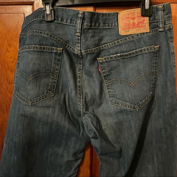 Blue Jeans - Picture 3 of 4